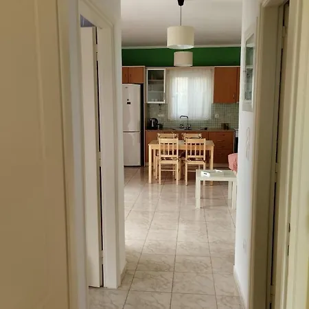 Calypso Two Bedroom Apartment Kandia Buitenkant foto